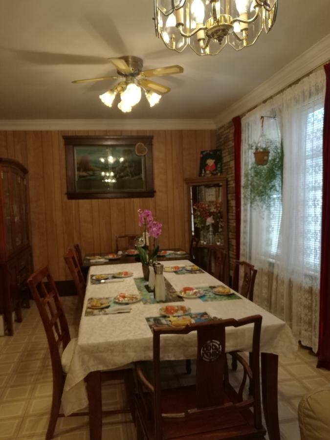 Ambassador's Next Door Inn 3*